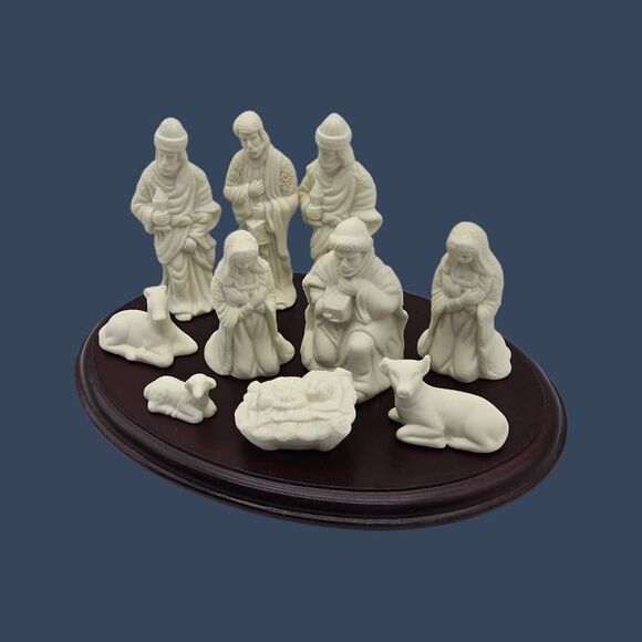 Christmas Jade Collection 11‑Pc Nativity Set – Vintage Figurines, Replacements - Picture 4 of 16